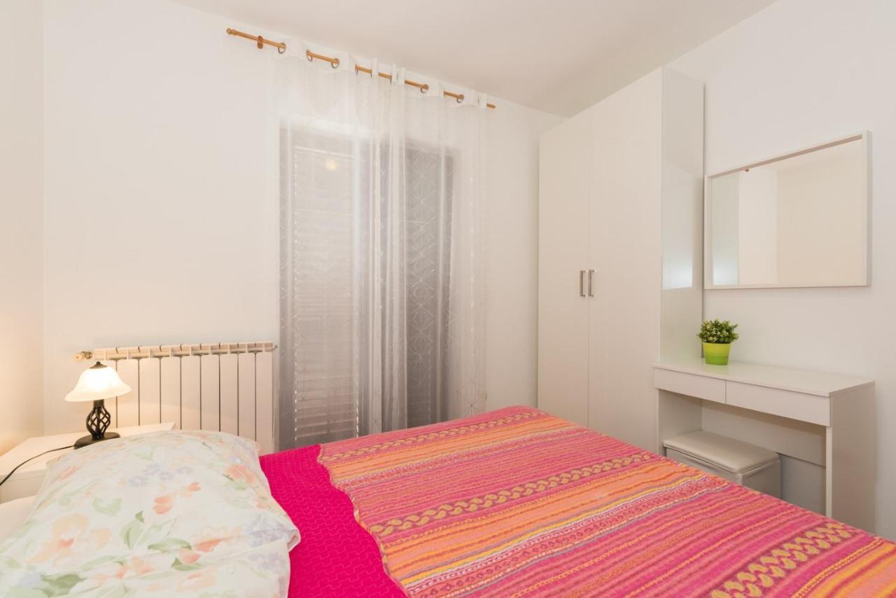 Apartments Villa Adria Rabac Cameră foto
