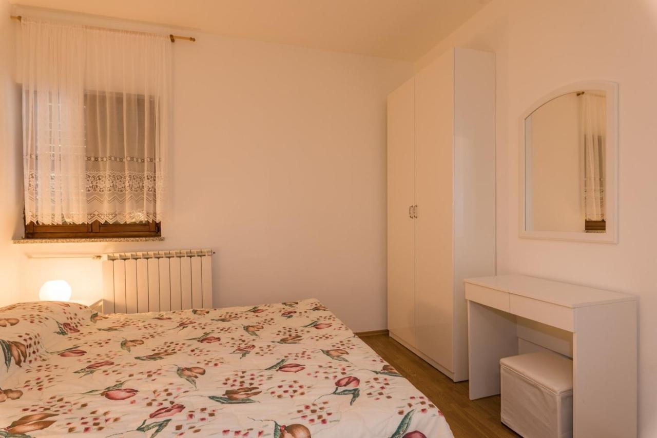 Apartments Villa Adria Rabac Cameră foto